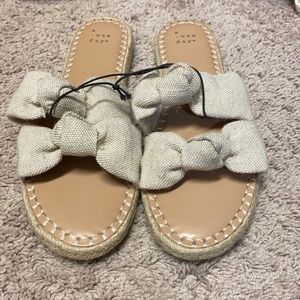 Never worn target burlap sandals